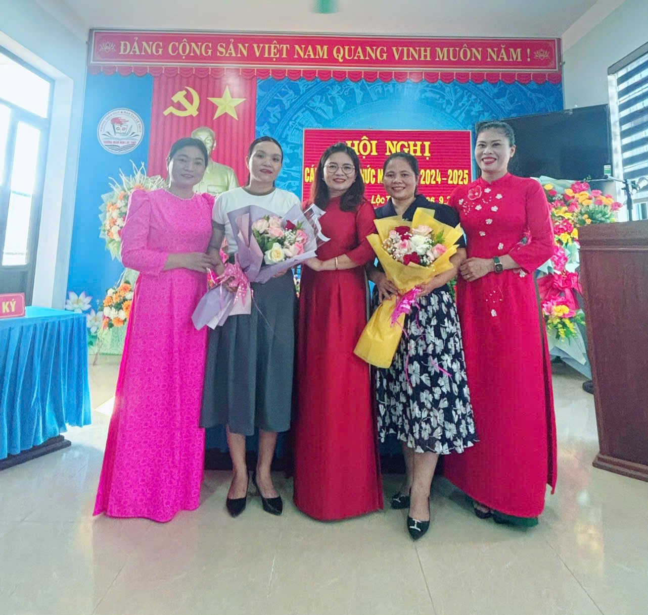 hội nghị 3.jpg